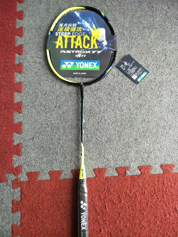 Vợt cầu lông Yonex Astrox 77